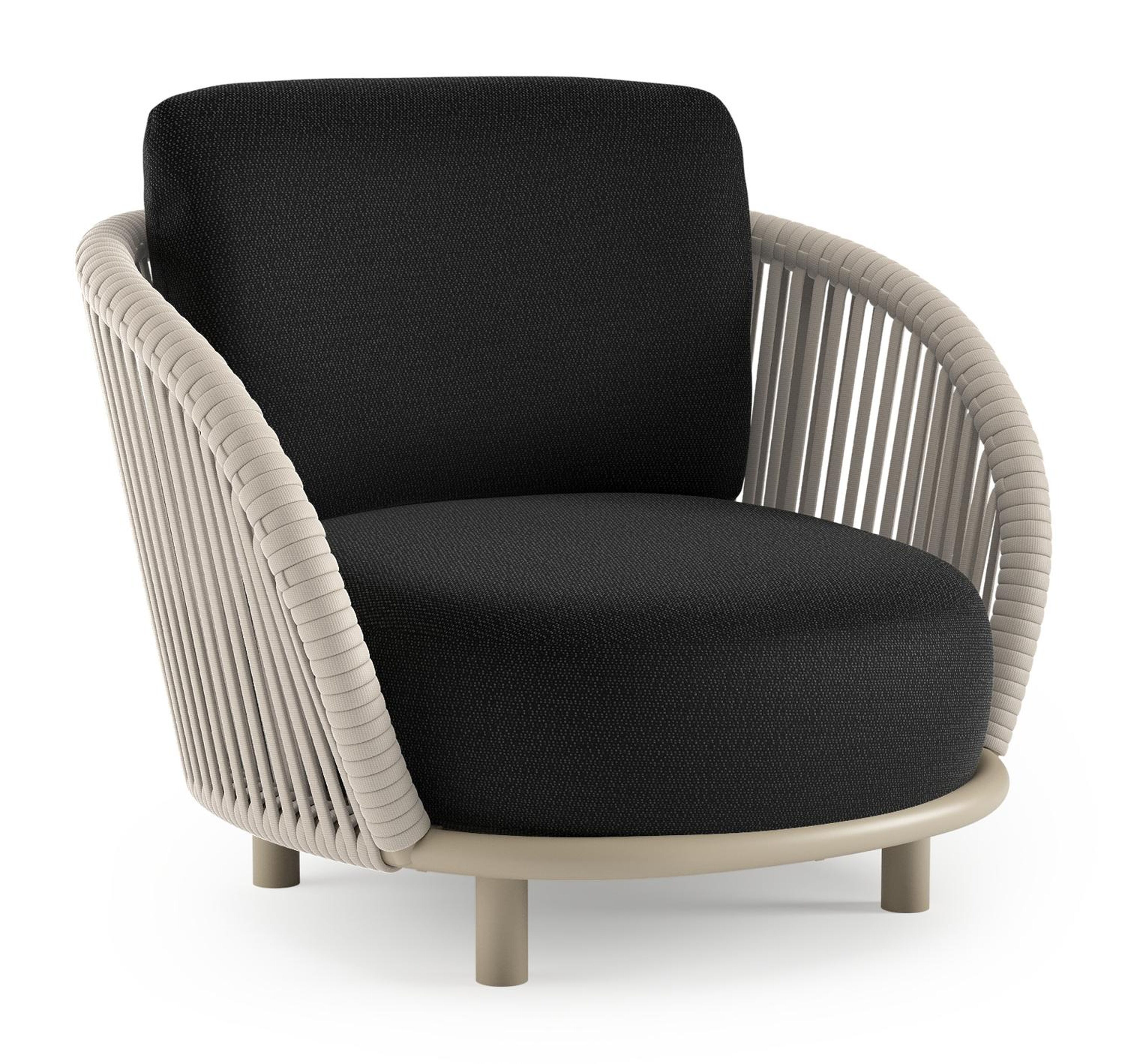 Fauteuil de jardin Lupino en aluminium beige et corde large plate de luxe tissée verticalement beige et coussins en all weather sunbrella® luxe lopi baribal