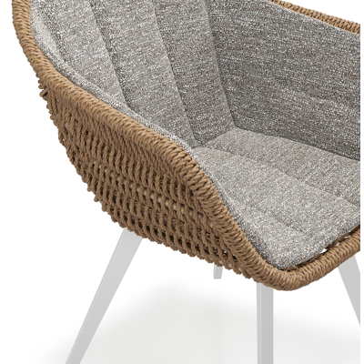 Pagino tuinstoel in wit aluminium en bruin ronde wicker met zitkussen in All Weather Sunbrella® Luxe Tundra Pepper