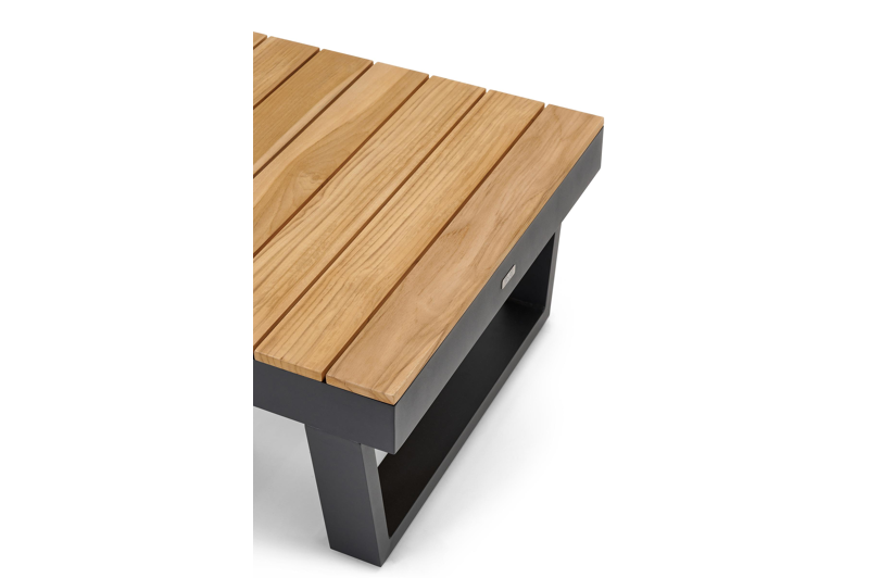 Modica loungetafel in zwart aluminium en teak - L 72 x B 72 x H 38 cm