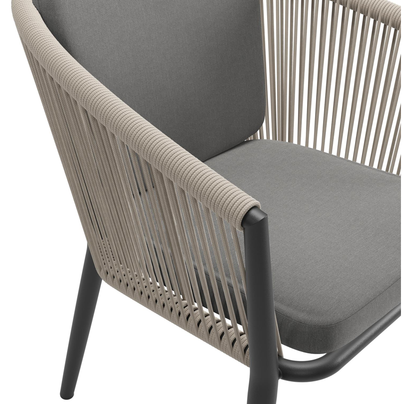 Orso tuinstoel in zwart aluminium en beige verticaal geweven ronde rope met kussen in natte charcoal chine all weather sunbrella® luxe