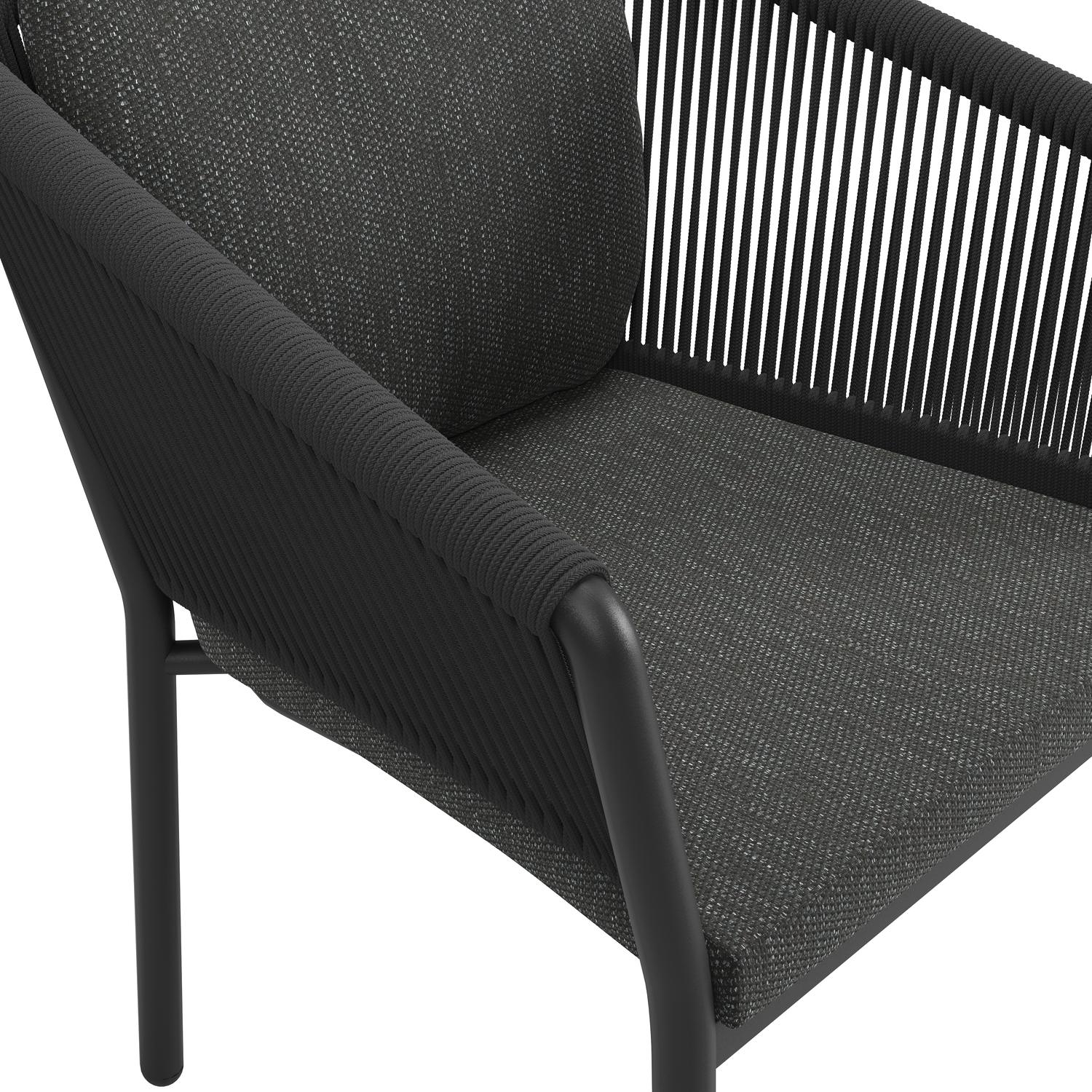 Chaise de jardin Gerona en aluminium noir et corde ronde tissée verticalement noir avec coussin en Sky Black Weather+ Softtouch