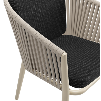 Chaise de jardin Orso en aluminium beige et corde plate tissée verticalement beige avec coussin en All Weather Sunbrella® Luxe Lopi Baribal