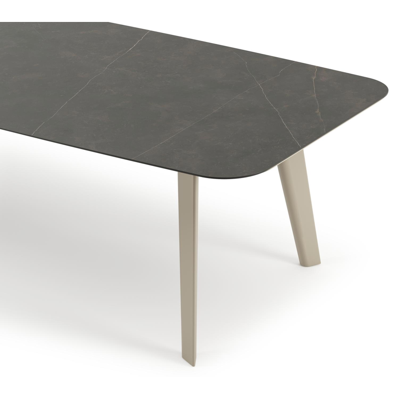 Lacrima tuintafel bootvorm in beige aluminium en volkeramiek Calatorao - L 315 x B 115 x H 73 cm