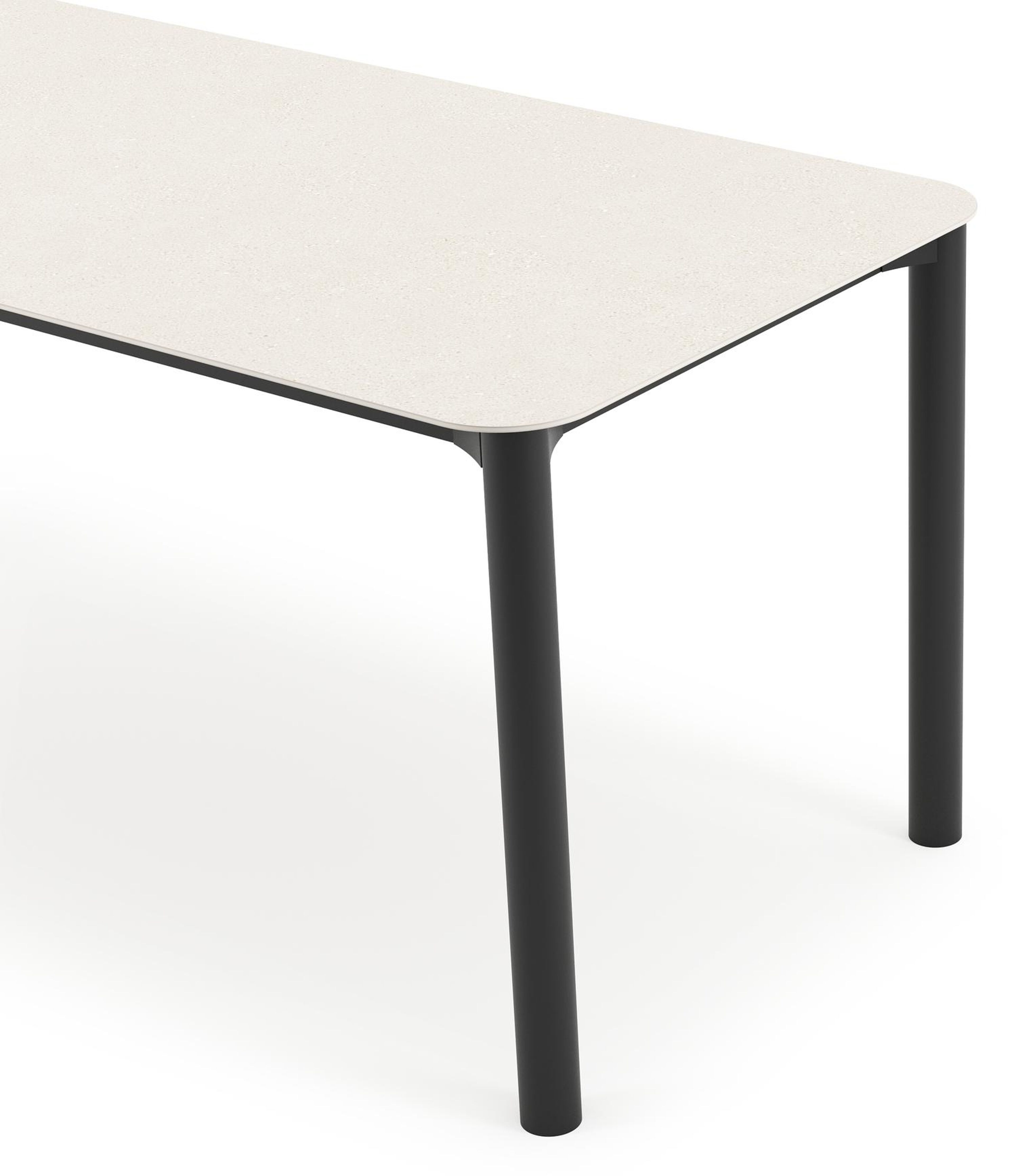 Orso tuintafel rechthoekig afgerond in zwart aluminium en volkeramiek beige - L 180 x B 80 x H 75 cm