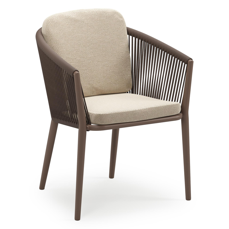 Orso stapelbare tuinstoel in taupe aluminium en taupe verticaal geweven ronde rope met stoelkussen in All Weather Cosytica Althea Chalk