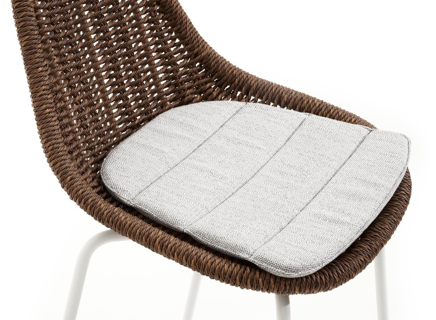 Pagino barkruk in wit aluminium en bruin ronde wicker met kussen in savane nimbus all weather sunbrella® luxe