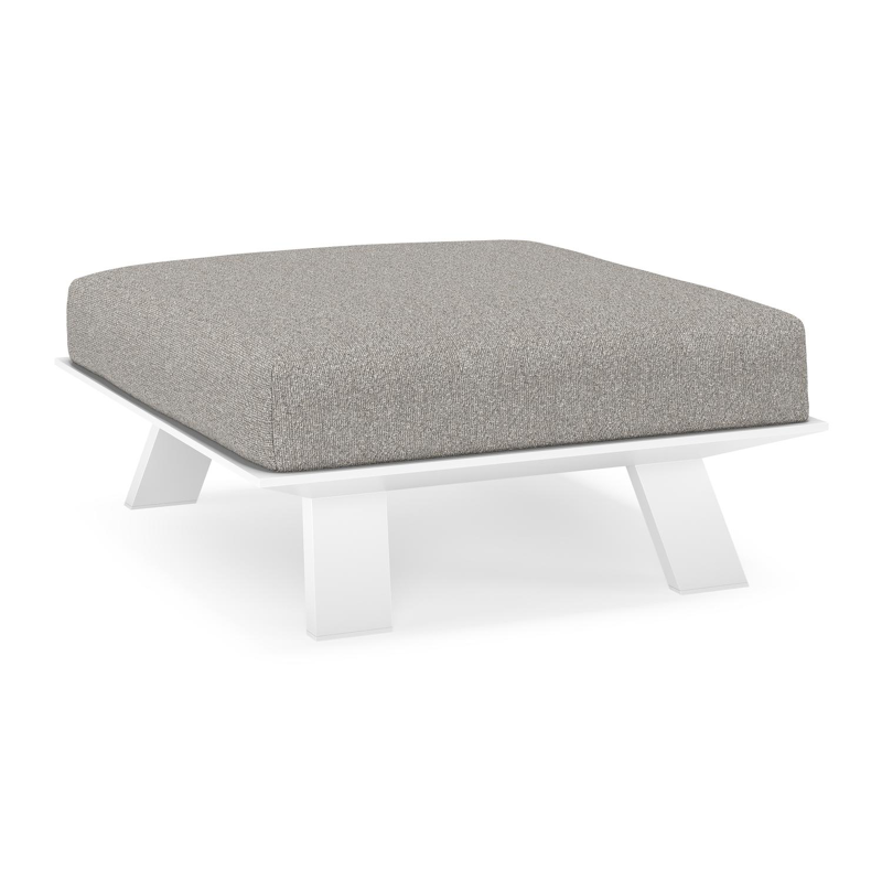 Cesano poef in wit aluminium met tundra charcoal all weather Sunbrella® luxe kussen