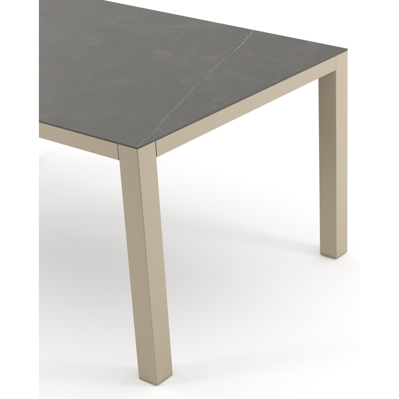 Table de jardin Como rectangulaire en aluminium beige et céramique pleine Calatorao - Lg. 160 x Lrg. 100 x Haut. 73 cm