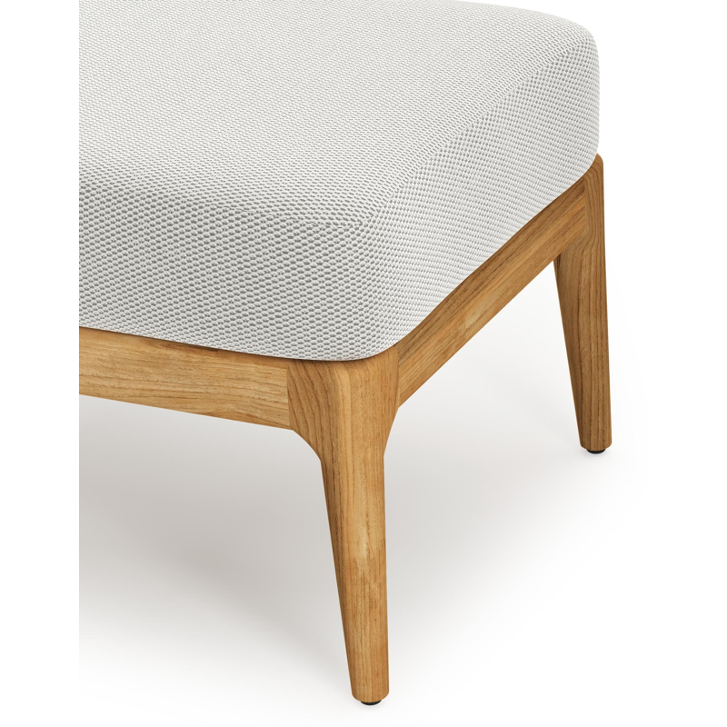 Orso poef in teak met Lopi Ash all weather sunbrella® luxe kussen