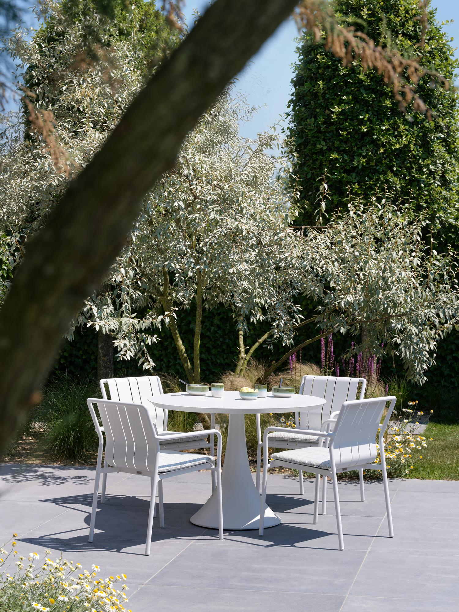 Bolito tuinstoel in wit aluminium