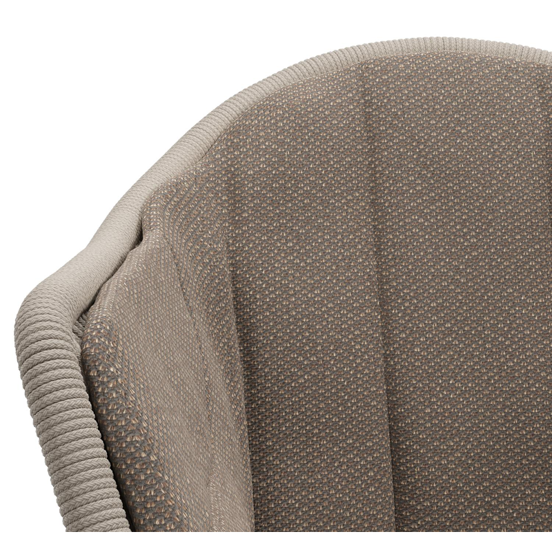 Chaise de jardin Pagino en aluminium blanc et corde ronde tissée verticalement beige avec coussin en All Weather Sunbrella® Luxe Lopi Coconut