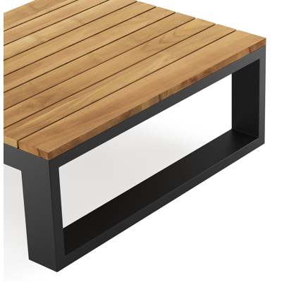 Verato tussentafel in zwart aluminium en naturel teak - L 73 x B 88 x H 31,5 cm