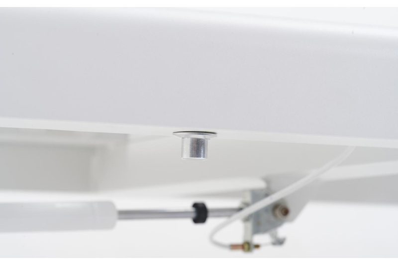 Cirello verstelbaar ligbed met pompsysteem in wit aluminium met natte charcoal chine all weather sunbrella® luxe kussen