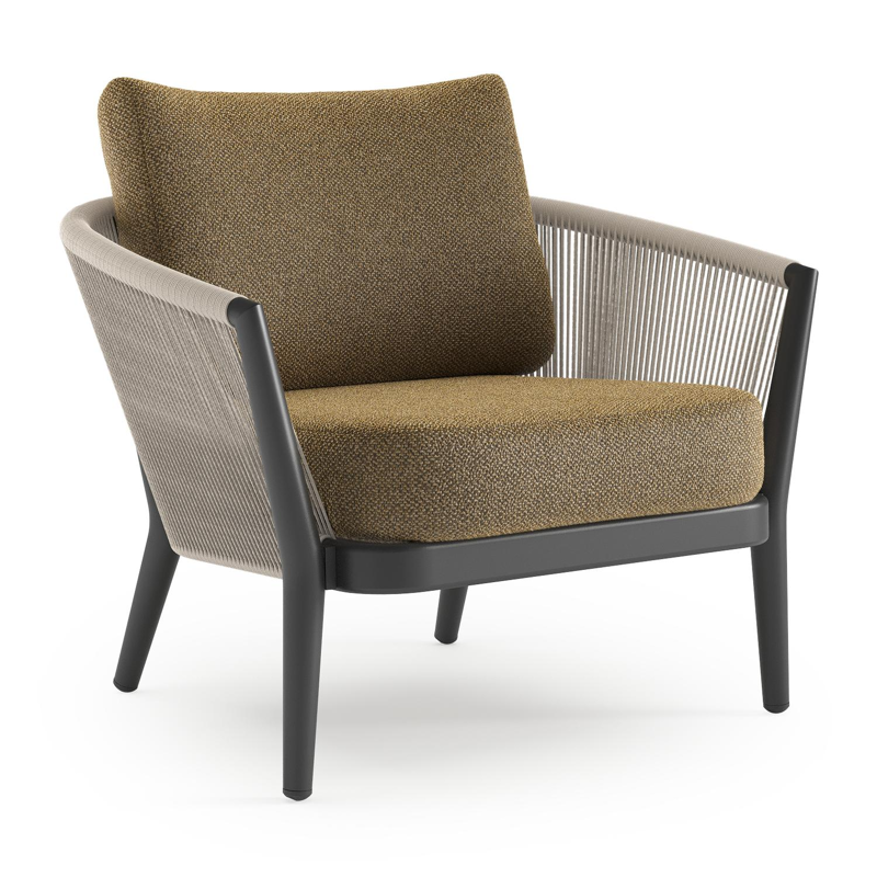 Orso loungestoel in zwart aluminium en beige verticaal geweven ronde rope met Madagascar Walnut all weather cosytica kussen