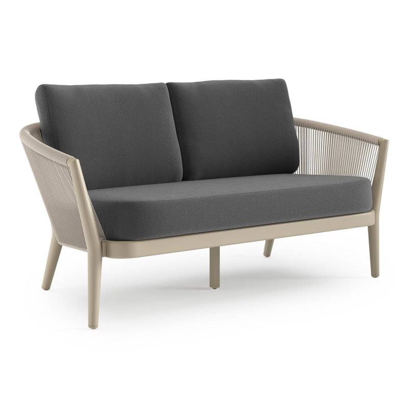 Orso loungebank in beige aluminium en beige verticaal geweven ronde rope met Lopi Shadow all weather sunbrella® luxe kussen