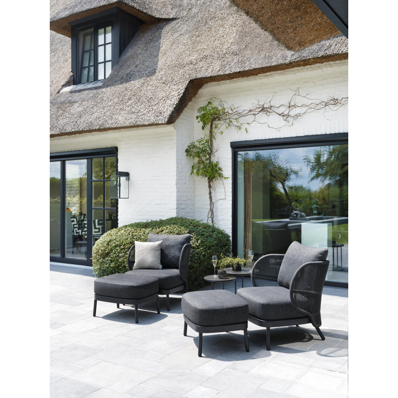 Lugano loungestoel 1-zit in zwart aluminium en zwart gedraaide ronde wicker met catania black all weather cosytica kussen