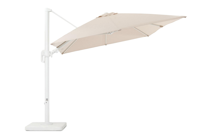 Rufina zweefparasol met tiltfunctie in wit aluminium met beige all weather sunbrella® premium parasoldoek - L1: 250 x L2: 350 cm (met voet)