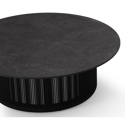 Table de basse Erla en aluminium noir et corde ronde noire tissée verticalement avec sintered stone zwart - Dia. 90 x H 30 cm