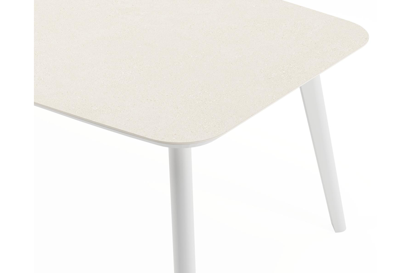 Mosa bootvormige tuinset in wit aluminium en sintered stone crema minerale met 8 Zamora tuinstoelen