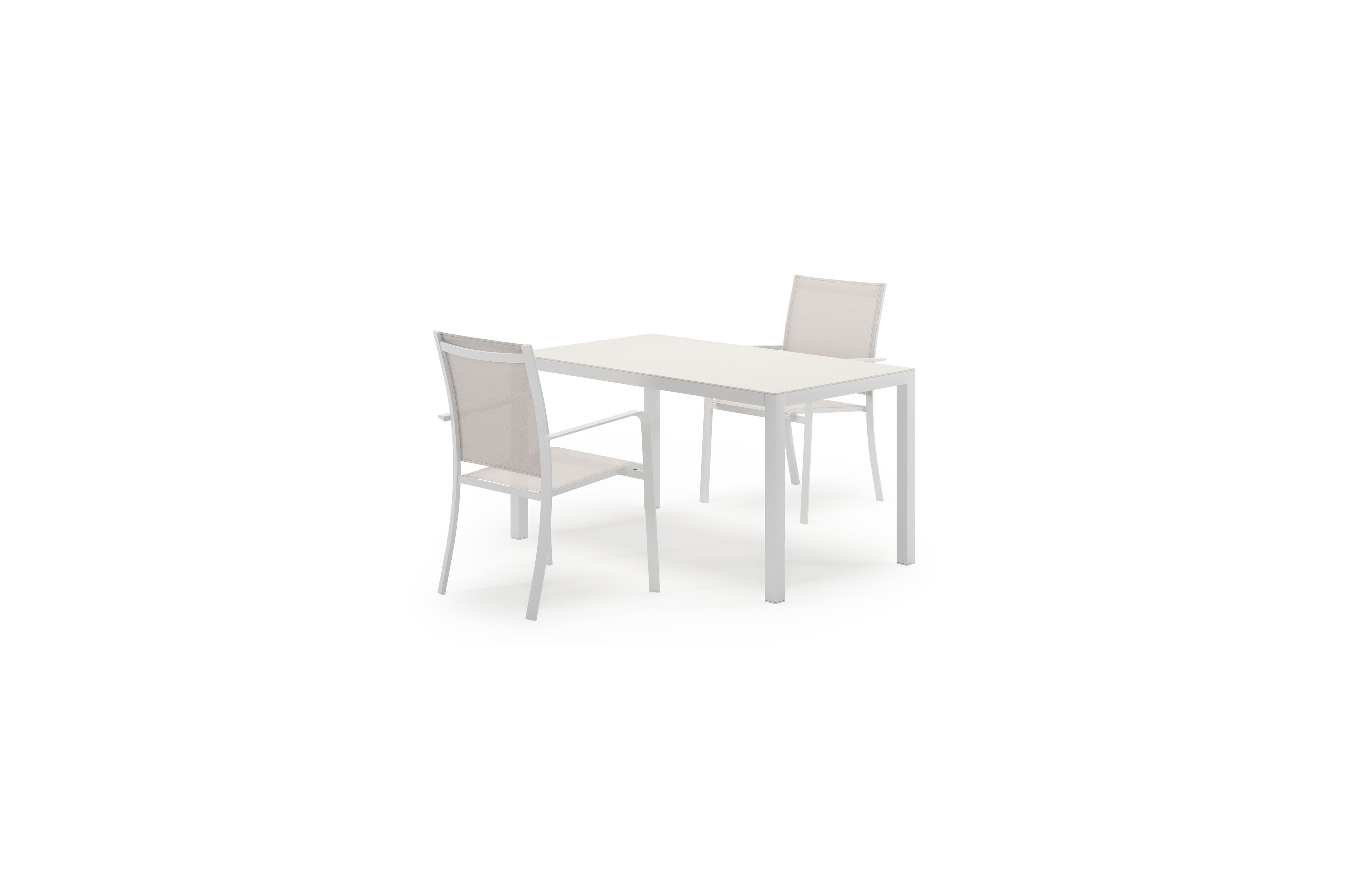 Feltro tuinset in wit aluminium en sintered stone Crema minerale met 2 Calobra tuinstoelen