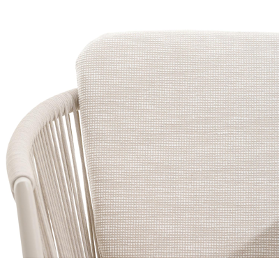 Orso stapelbare tuinstoel in beige aluminium en beige verticaal geweven ronde rope met kussen in All Weather Sunbrella® Luxe Slow Farafra