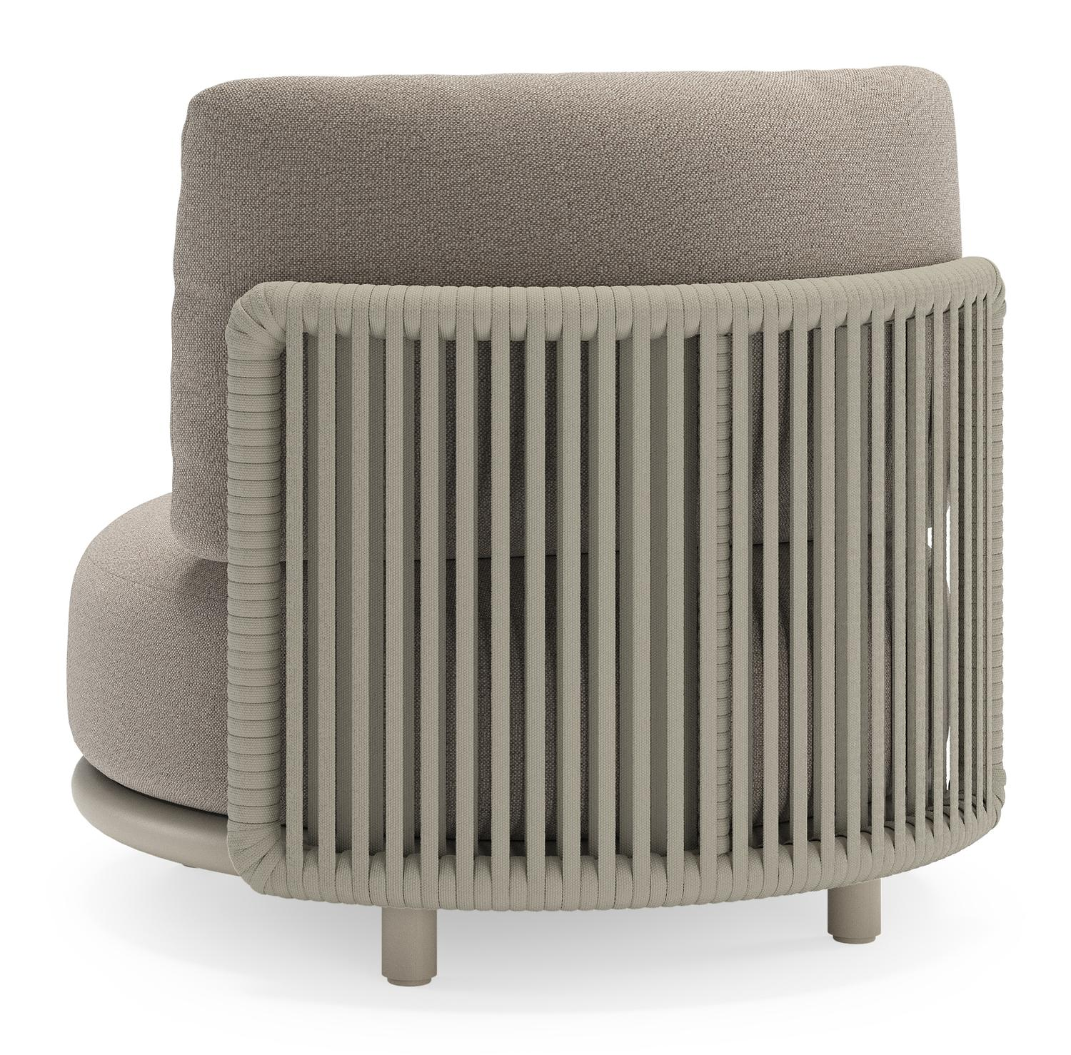 Lomano loungestoel in beige aluminium en beige verticaal geweven luxe vlakke rope met Savane Coconut all weather sunbrellaÂ® luxe