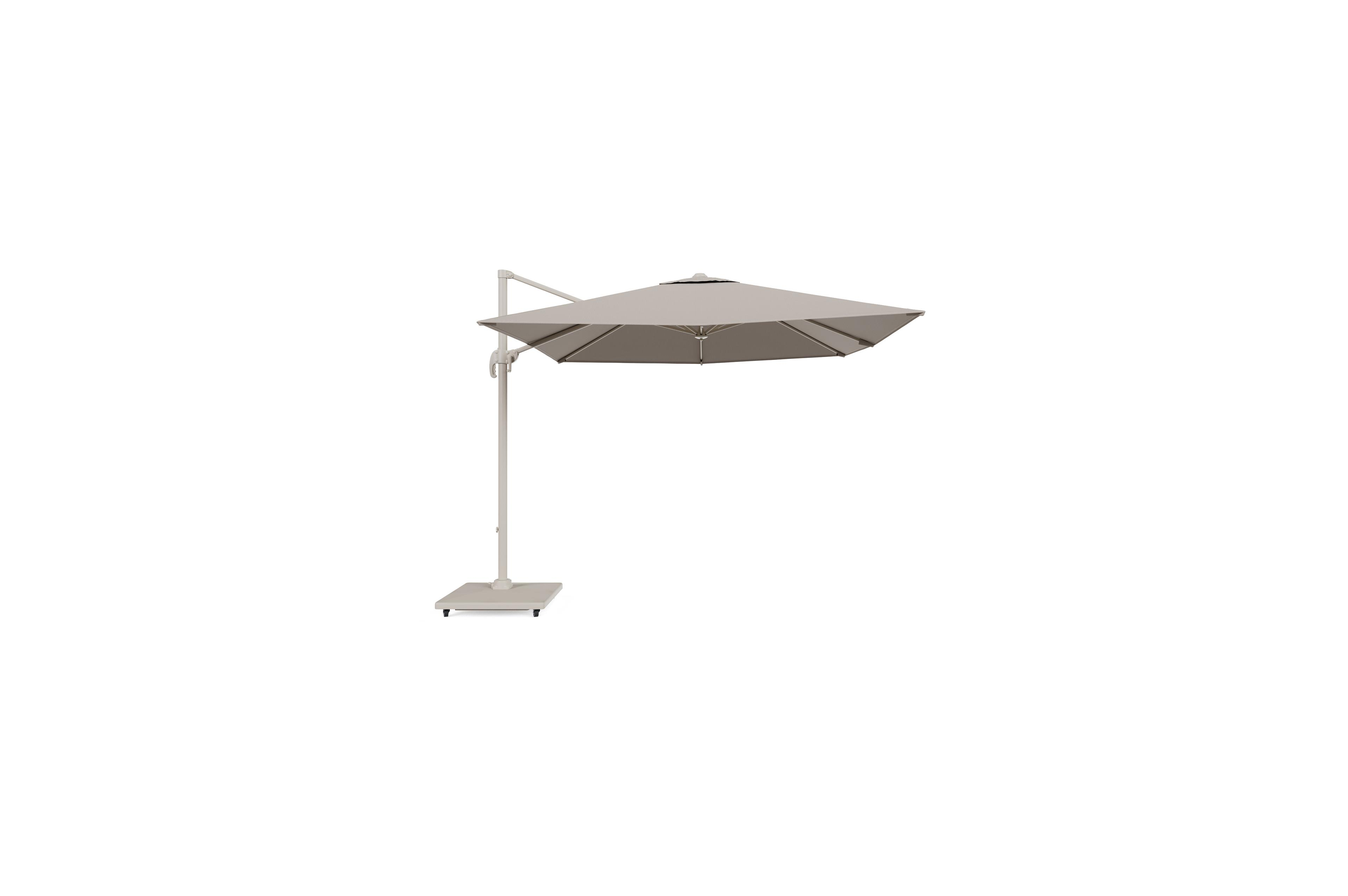Calpe zweefparasol in beige aluminium en beige Weather+ Softtouch parasoldoek - L1 270 x L2 270 cm met Calpe parasolvoet 70 kg met wielen
