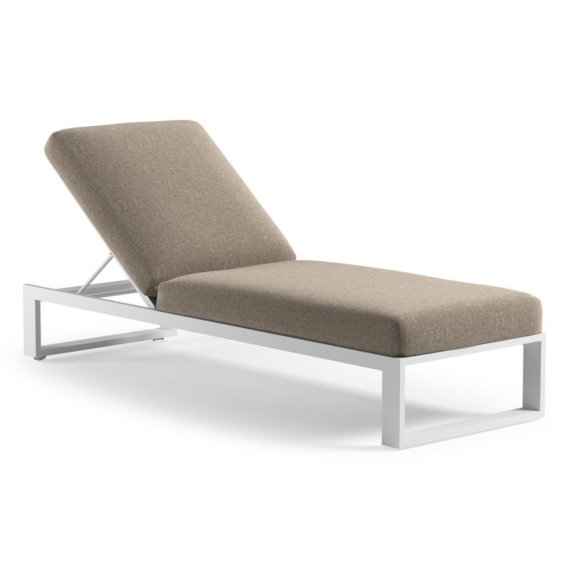 Chaise longue réglable Verato en aluminium blanc et coussin en all weather Sunbrella® luxe chartres pewter