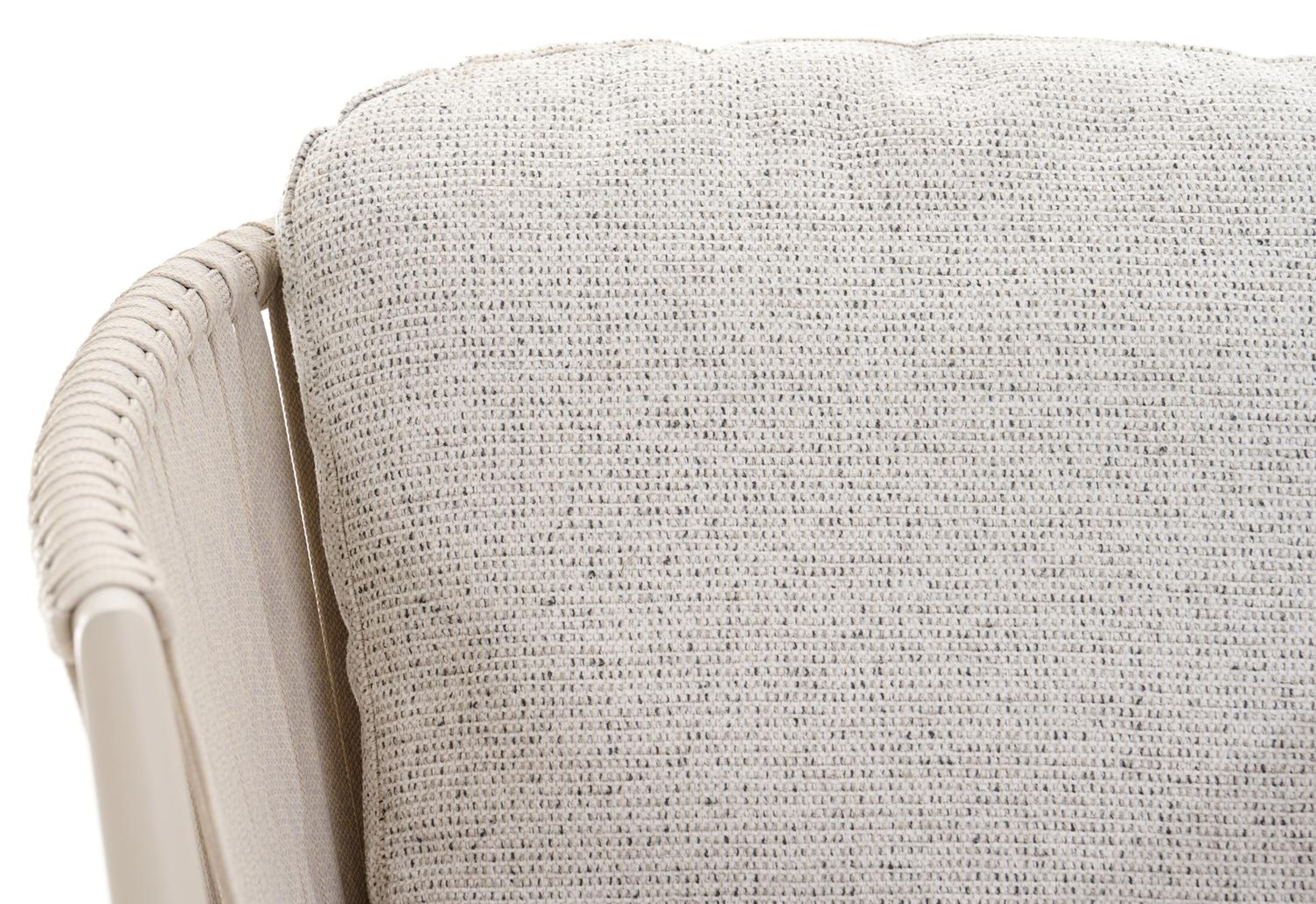 Orso tuinstoel in beige aluminium en verticaal geweven vlakke rope beige met All Weahter Solica FIrenze Natural kussen