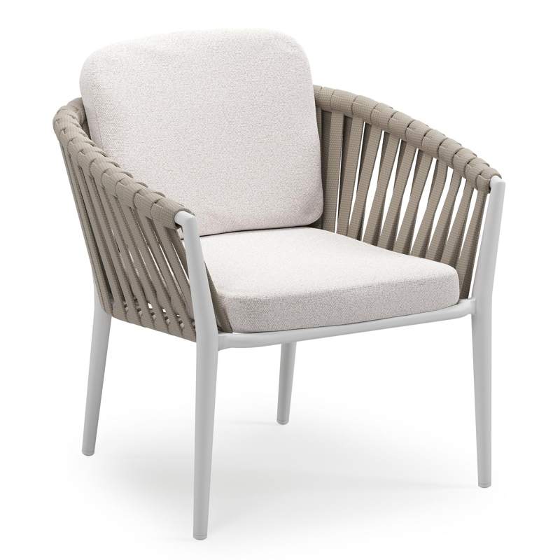 Orso low dining tuinstoel in wit aluminium en beige verticaal geweven luxe vlakke brede rope met stoelkussen in All Weather Solica Ego Eggshell