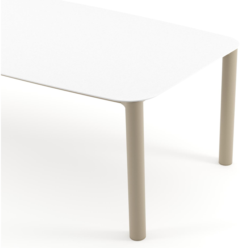 Orso tuintafel bootvorm in beige aluminium en volkeramiek Arctic White - L 255 x B 115 x H 74.5 cm