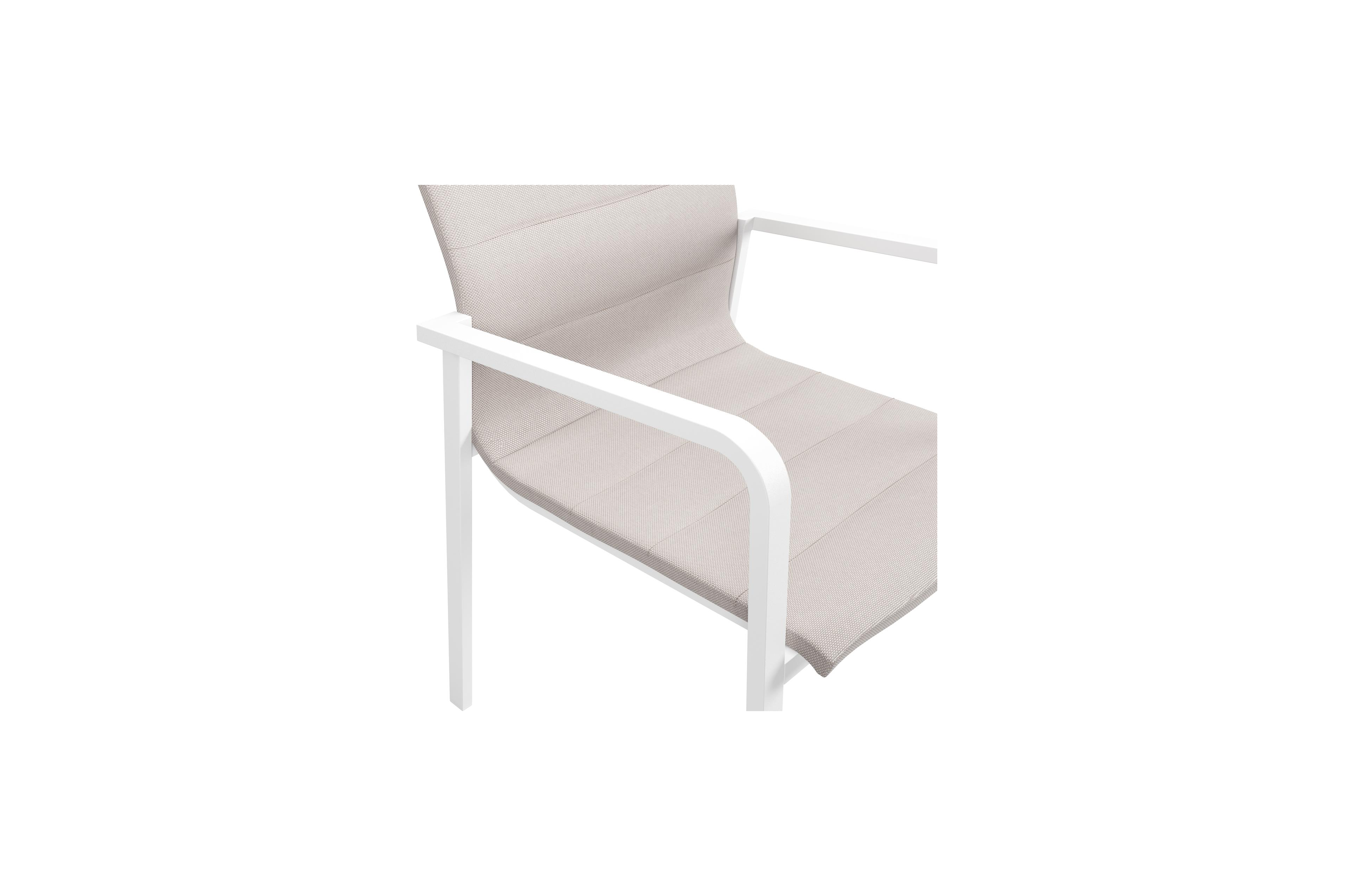 Como stapelbare tuinstoel in wit aluminium en beige luxe textilene