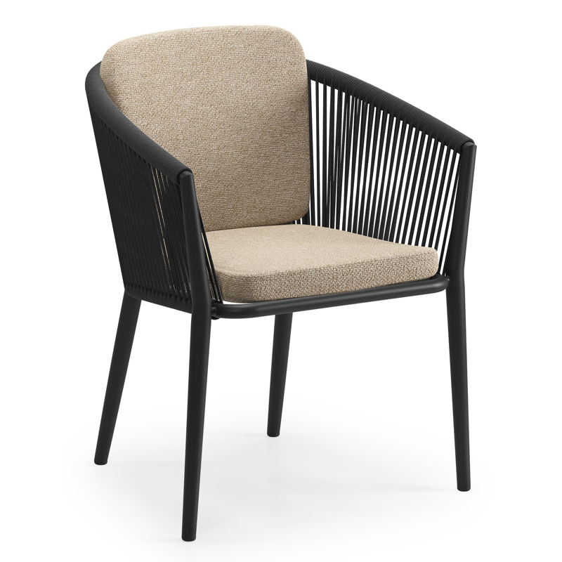 Chaise de jardin Orso en aluminium noir et corde ronde tissée verticalement noir avec coussin en All Weather Cosytica Madagascar Oak
