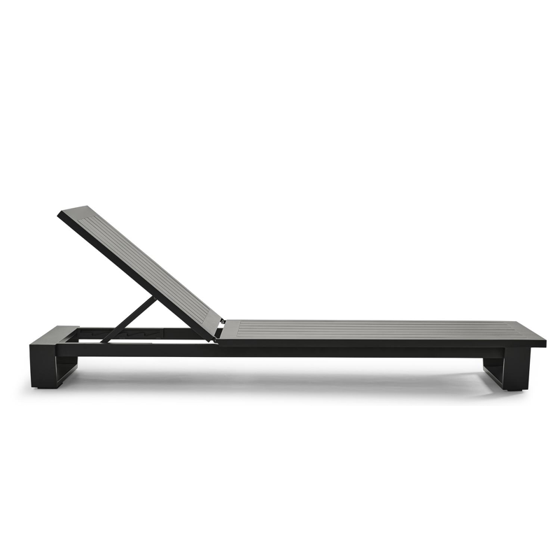 Pagino verstelbaar ligbed in zwart aluminium met althea chalk all weather Cosytica kussen