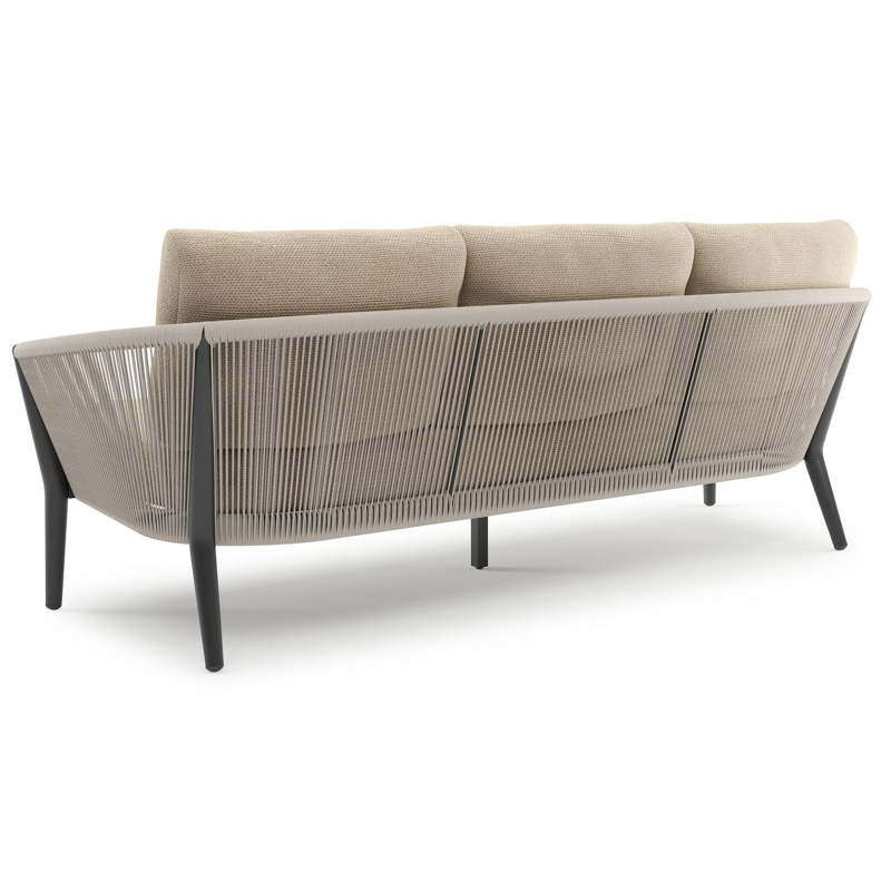 Orso loungebank in zwart aluminium en beige verticaal geweven ronde rope met Althea Camel all weather cosytica kussen