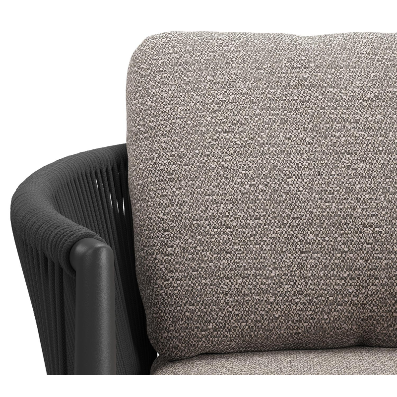 Organo tuinstoel in beige aluminium en beige verticaal geweven ronde rope met stoelkussen in All Weather Sunbrella® Luxe Wander Granite