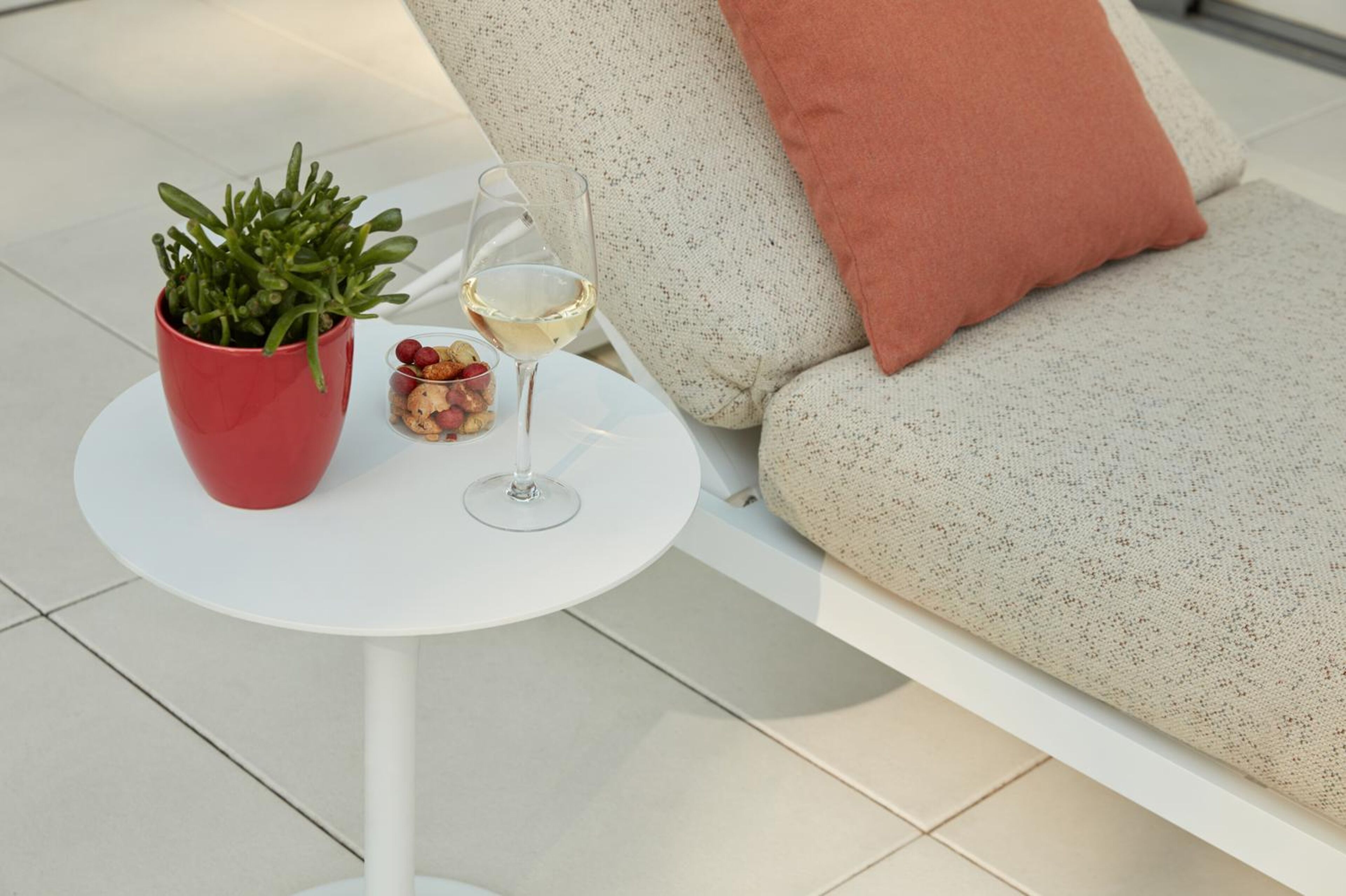 Table d'appoint Fano en aluminium blanc  - Dia. 43 x H 51 cm