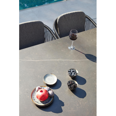 Orso tuintafel in zwart aluminium met tafelblad in volkeramiek - L 280 x B 110 cm