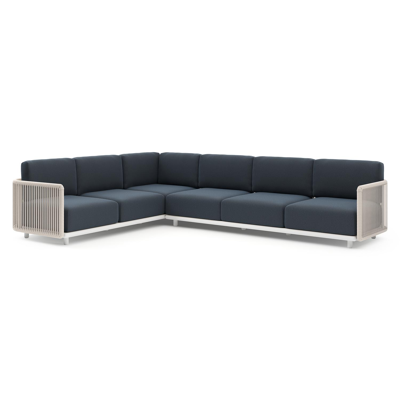 Salon de jardin d'angle Organo en aluminium blanc et corde luxe plate tissée verticalement beige et coussin en all weather Sunbrella® luxe heritage indigo