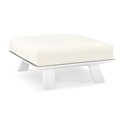 Cesano lounge poef in wit aluminium met natte white all weather sunbrella® luxe kussen