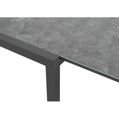 Ensemble de jardin Calobra avec table extensible en aluminium noir avec plateau de table en verre gris et 10 chaises de jardin empilables Bareto