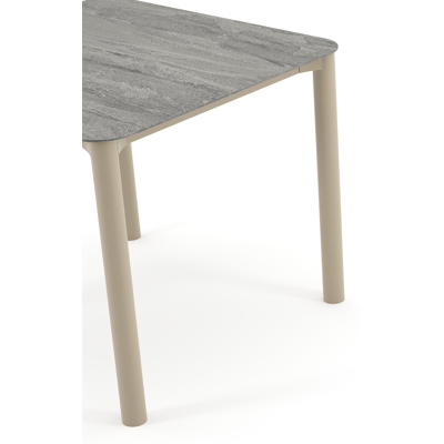 Table de jardin Orso rectangulaire arrondi en aluminium beige et céramique pleine Aspen Grey - Lg. 90 x Lrg. 90 x Haut. 74.5 cm