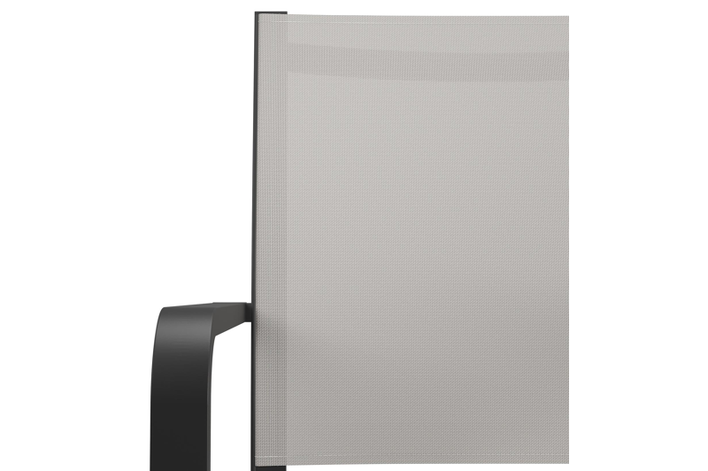 Amalfi tuinset met verlengbare tafel in zwart aluminium en teak tafelblad met 6 stapelbare Calobra tuinstoelen