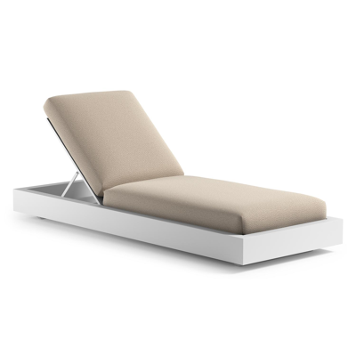 Como verstelbaar ligbed in wit aluminium met lopi sand all weather Sunbrella® luxe kussen