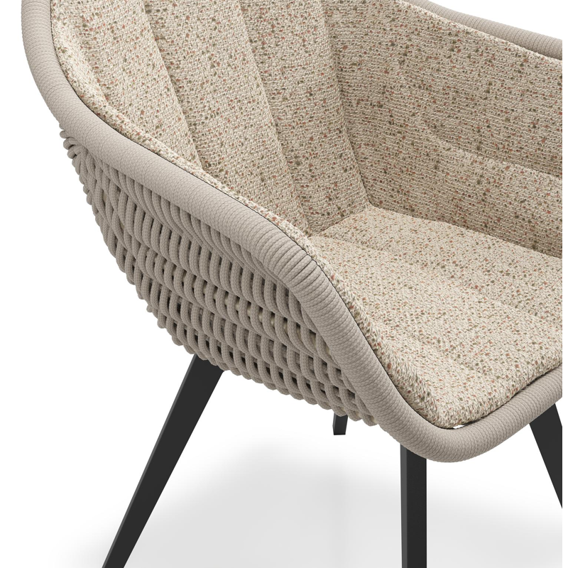 Pagino tuinstoel in zwart aluminium en beige verticaal geweven ronde rope met zitkussen in All Weather Cosytica Bora Jungle