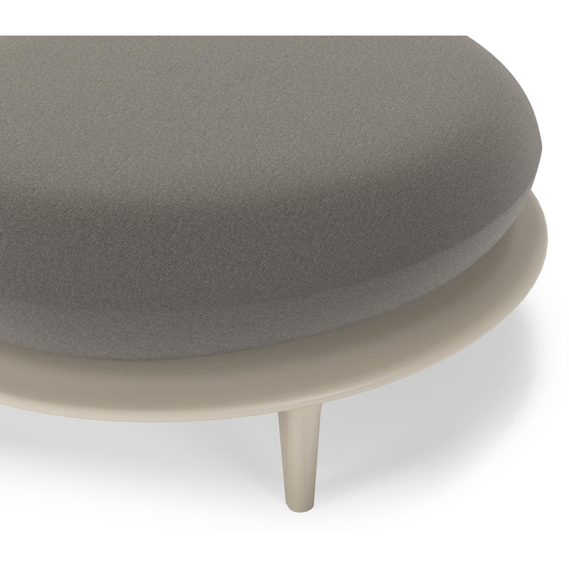Pouf Bomero en aluminium beige et coussins en all weather sunbrella® luxe natte dark taupe