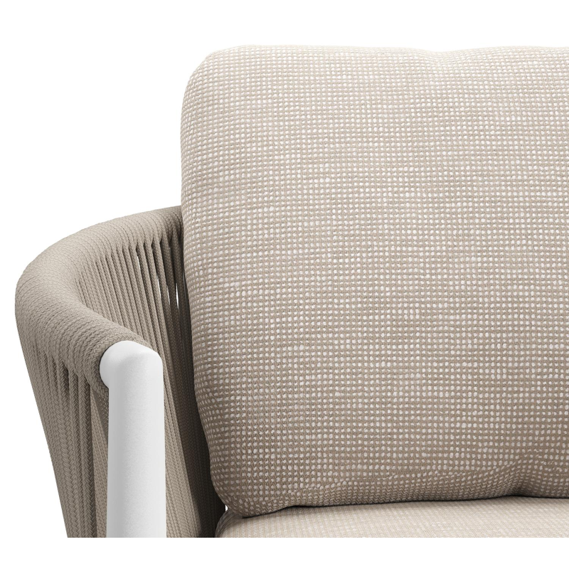 Organo tuinstoel in beige aluminium en beige verticaal geweven ronde rope met stoelkussen in All Weather Sunbrella® Luxe Slow Farafra