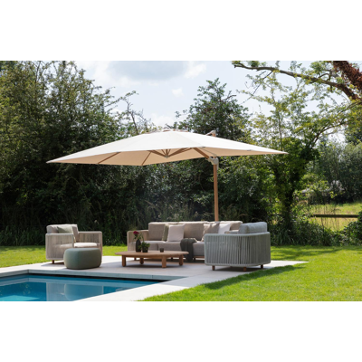 Parasol pendant Rufina avec fonction tilt en aspect de bois avec toile de parasol en all weather sunbrella® premium beige - Lg.1 400 x Lg.2 300 cm (sans pied de parasol)