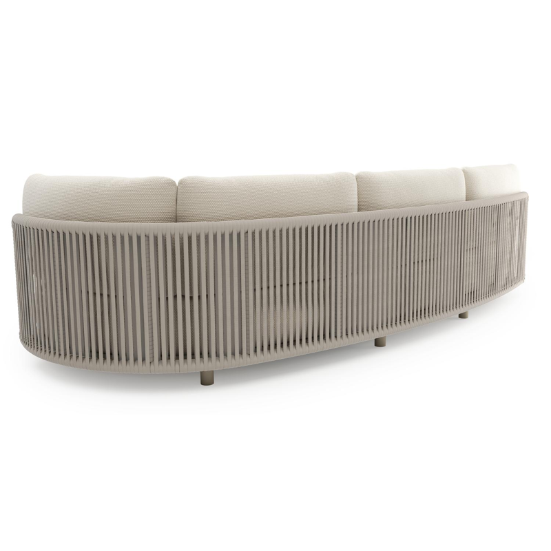 Lomano loungebank in beige aluminium en beige verticaal geweven luxe vlakke rope met althea off white all weather cosytica kussen