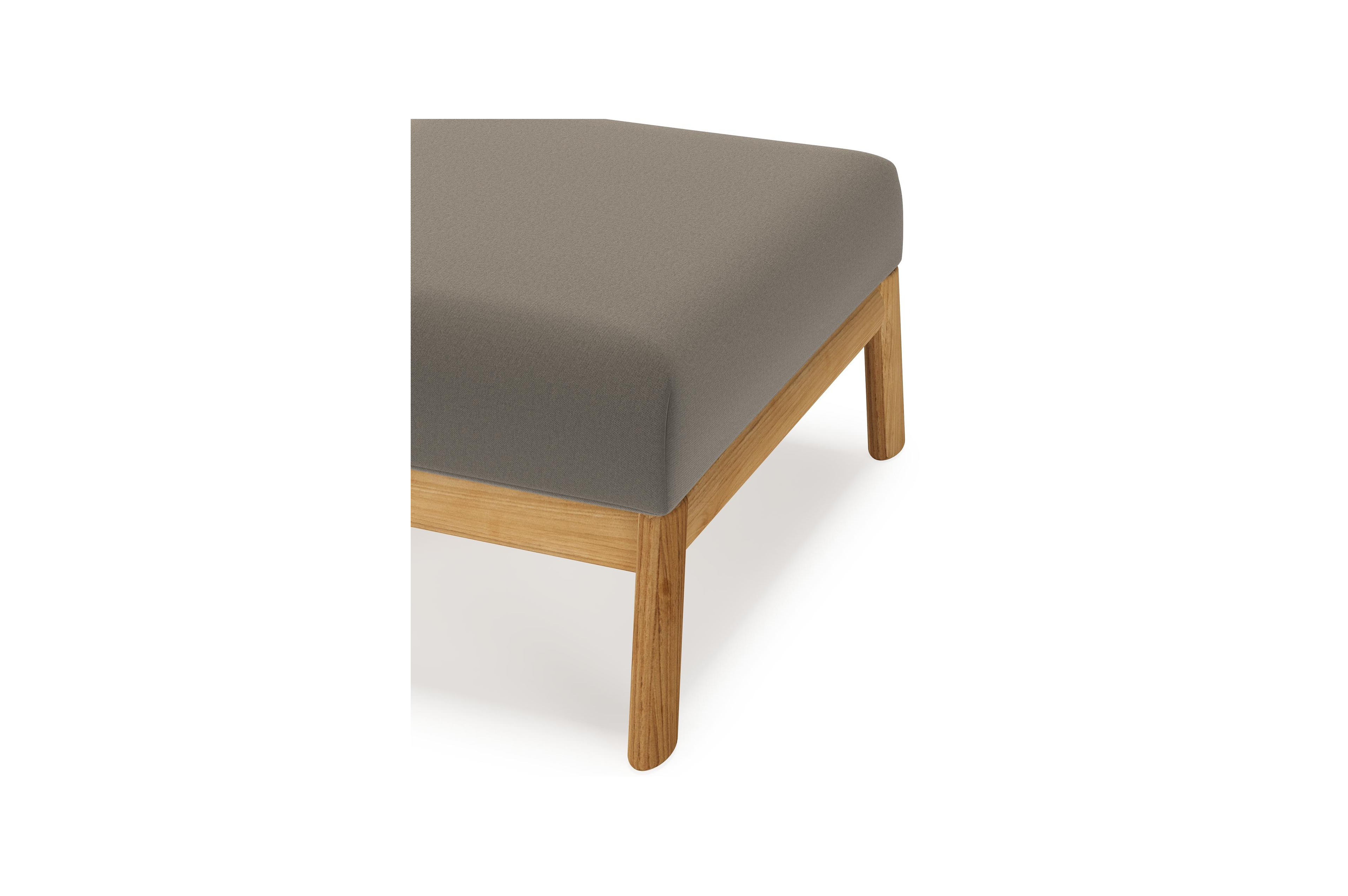 Pouf Amaro en teck et coussin en all weather sunbrella® luxe natte carbon beige